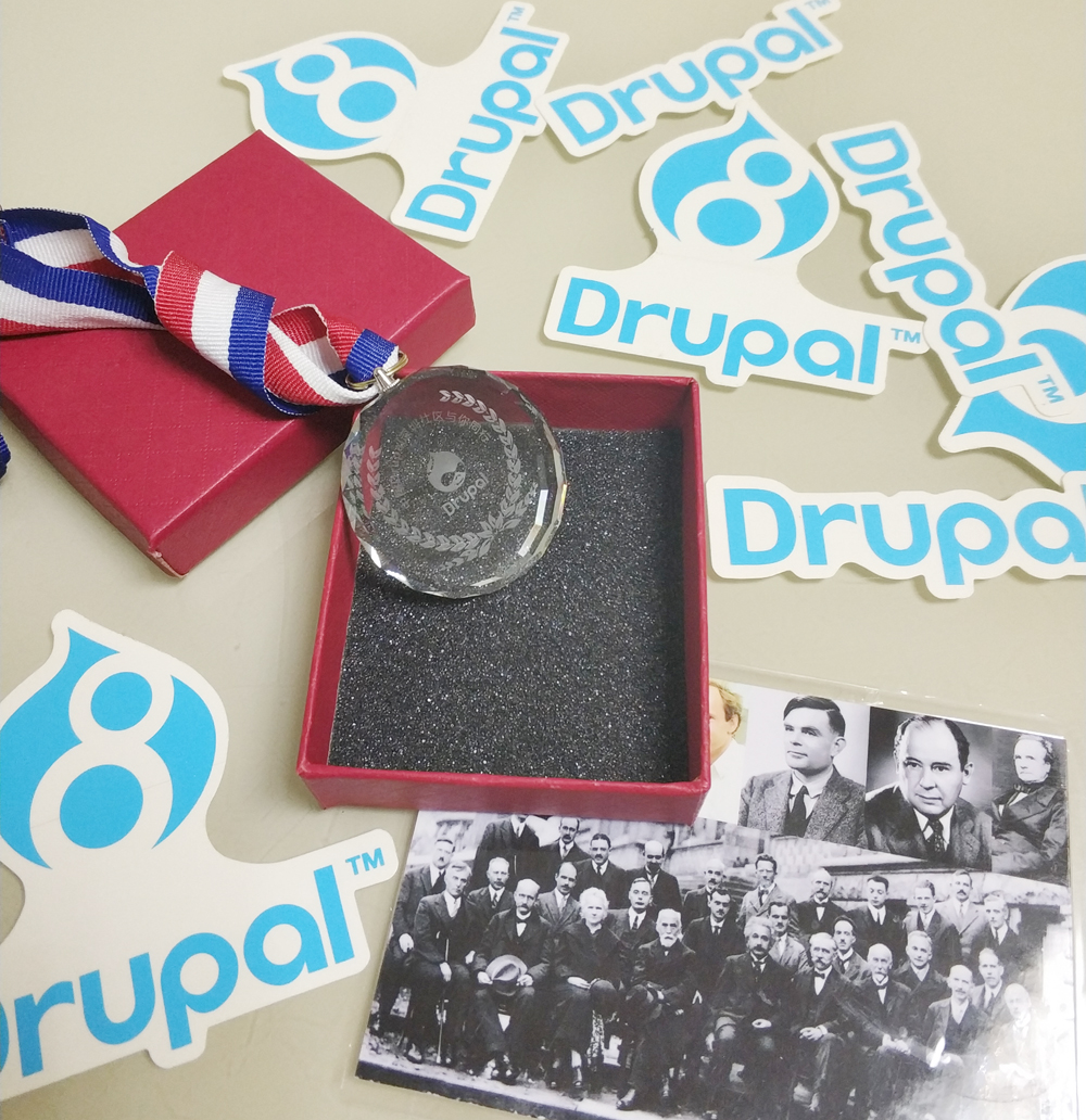 Drupal聚会水晶吊牌